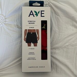 NWT AMERICAN EAGLE holiday 3 pack STRETCH BOXER w/THE GRINCH on them!  Size XS